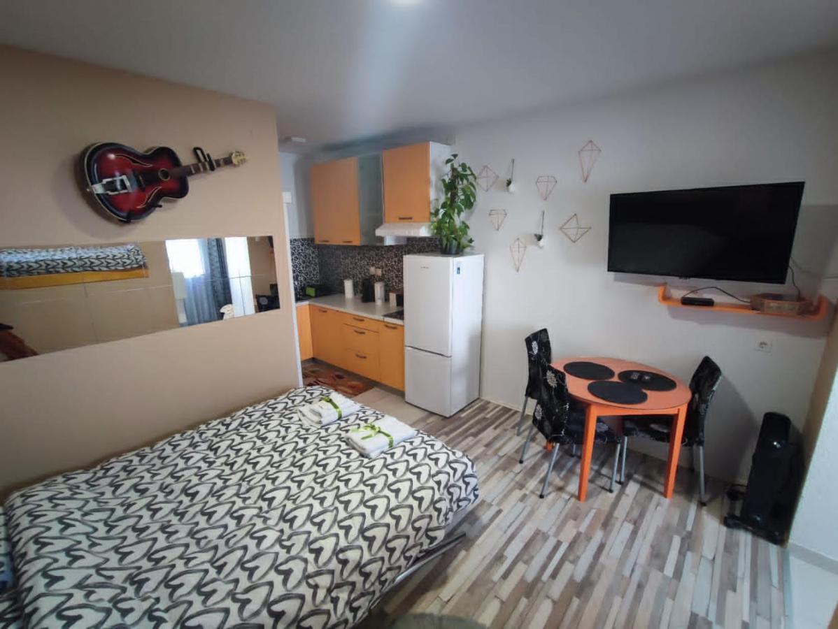 Pop&Rock Holiday House ซาดาร์ ภายนอก รูปภาพ